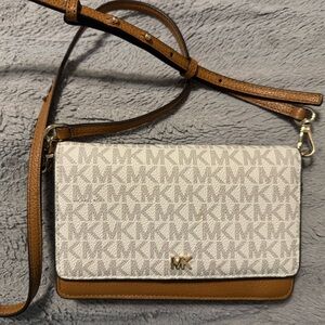Michael Kors phone Crossbody Bag